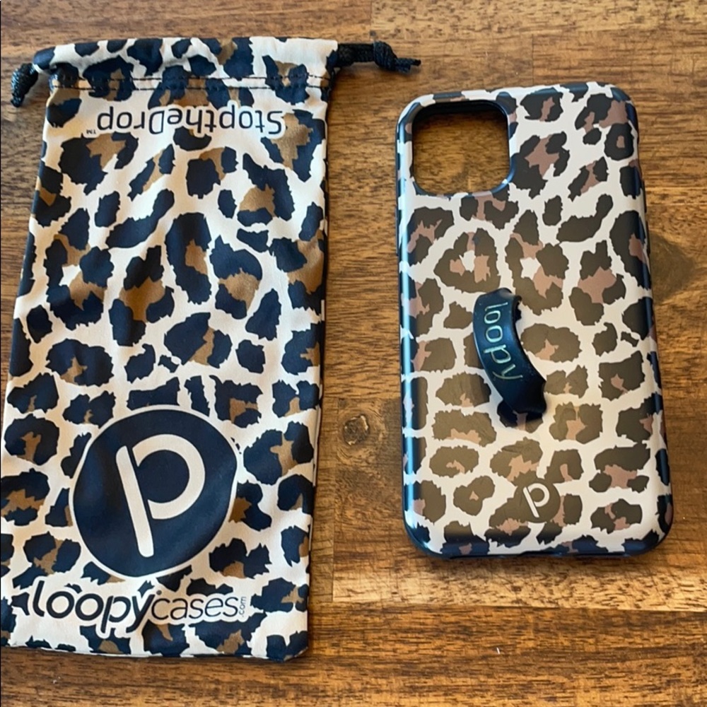 LOOPY CASE iPhone 11 Pro leopard